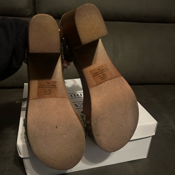 Steve Madden Lifted Olive - Picture 3 of 5